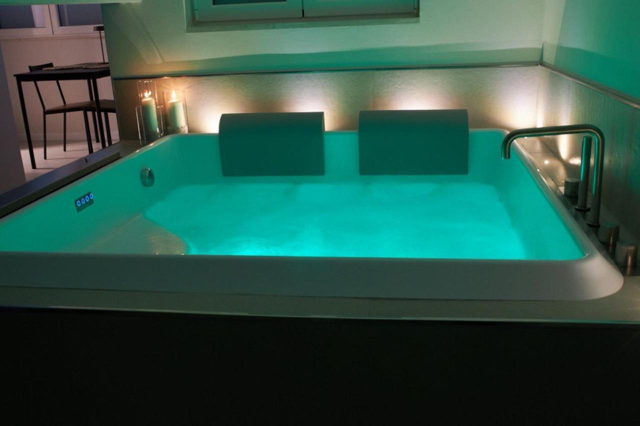 Xo Suite Bari Bagian luar foto