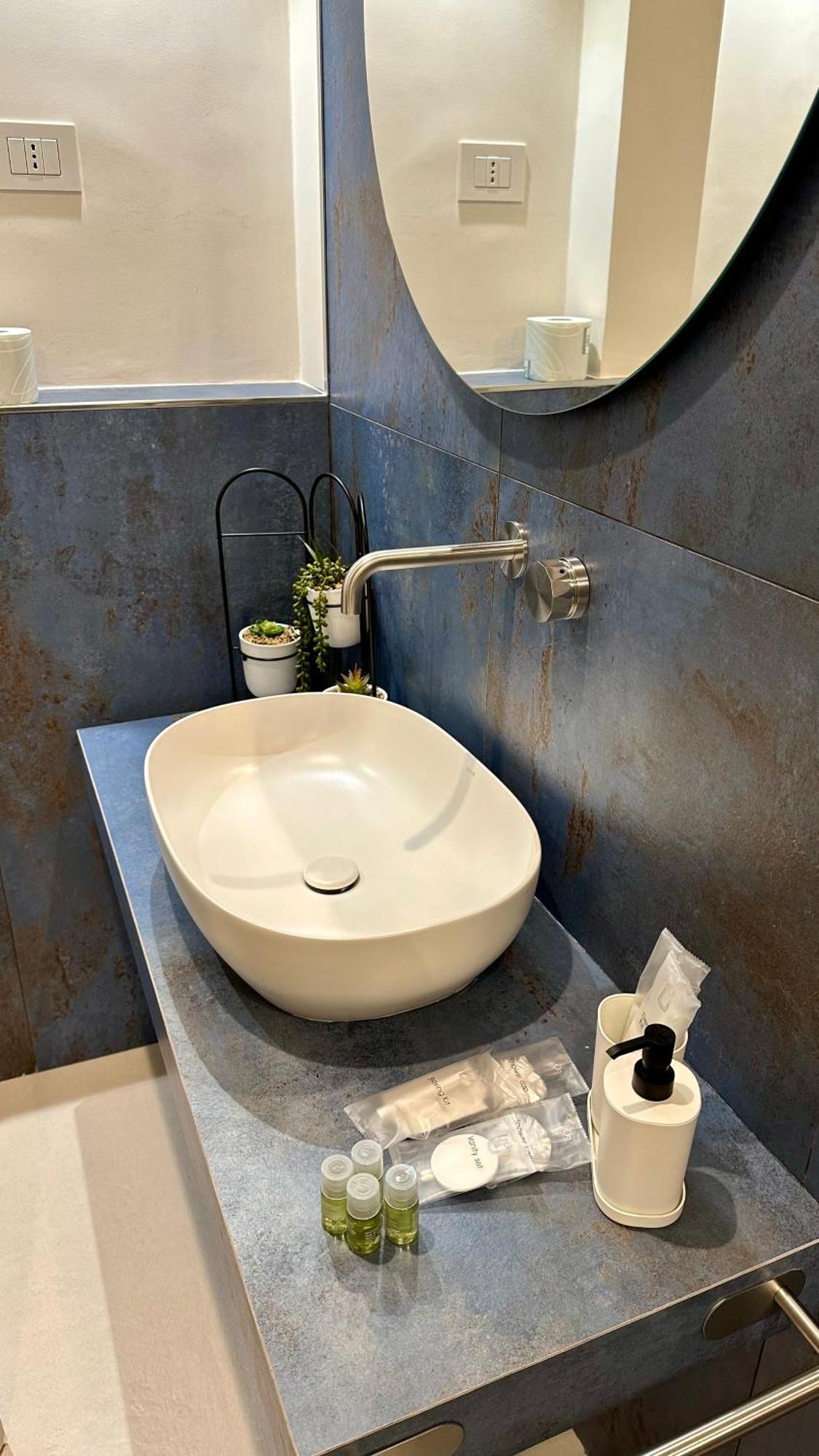 Xo Suite Bari Bagian luar foto